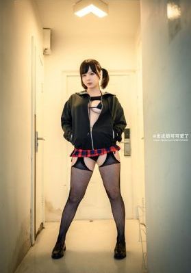 人妖打排球
